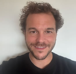 Carlos Pelayo Fernández-Arche<br />
